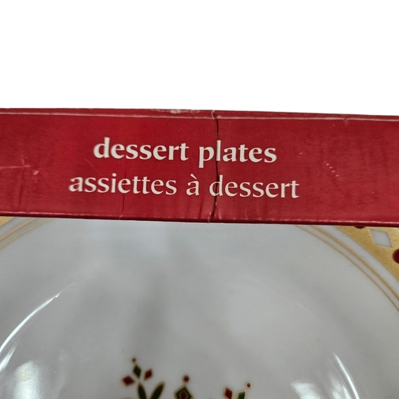 NWT Pier One Holiday White & Gold Snowflake 7.5" Dessert Plates Set‎ of 4 - Picture 3 of 9